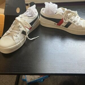 NIB‎ GOLA Classics Badminton Sneakers Off White/Navy/Red Women's Size 7 EU 38